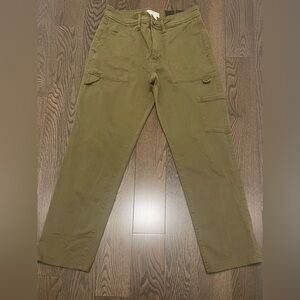 H&M Olive Green Cargo Pants Women’s US 6
